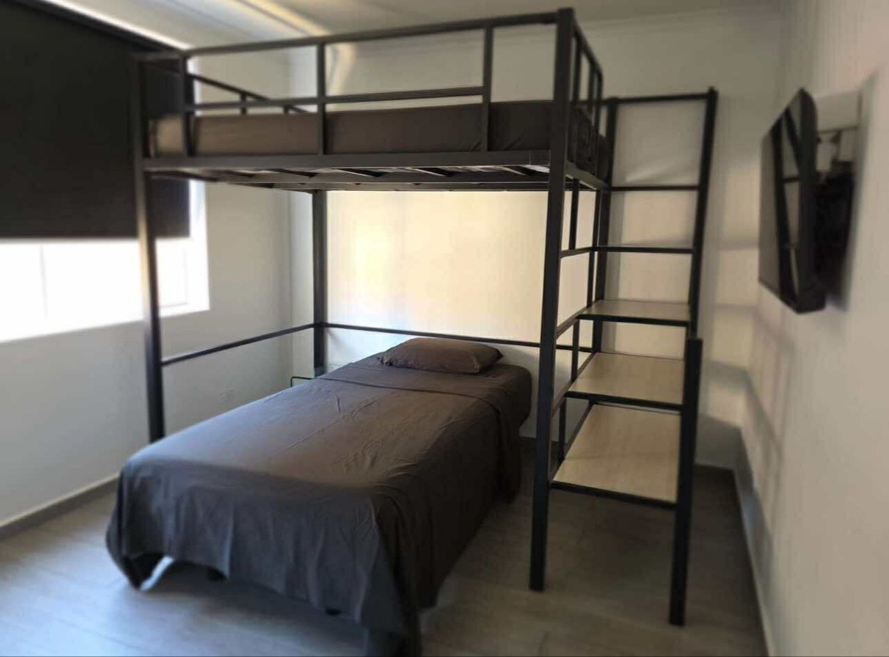 Loft bed double queen Customer 